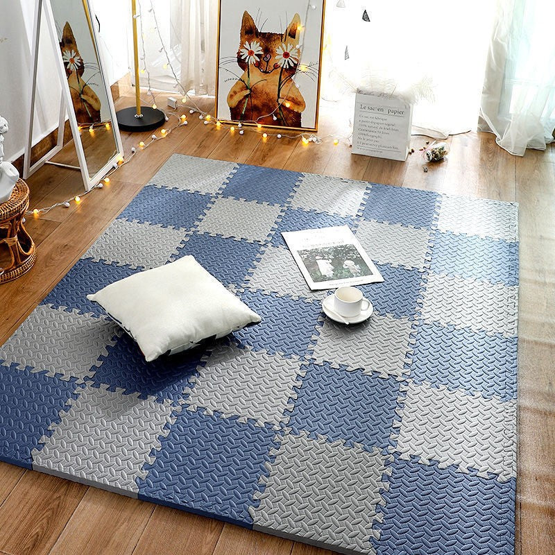 Tapis de motricite bebe gris fonce bleu variant